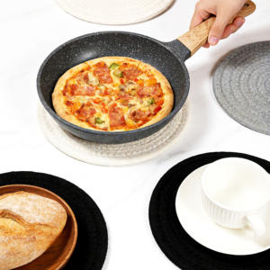 Set de table en tissu de style nordique, isolant thermique, anti-brûlure, épaissi - Product Image 3