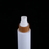 Flacon pulvérisateur cosmétique PET 100 ml de haute qualité, contenant en plastique blanc avec collier en bambou pour tonique, brume faciale et soins de la peau