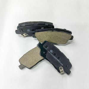 Vente en gros de patins de frein pour voiture Pièces détachées pour voiture Plaquettes de frein en céramique 58101-1FE00 986TB2633 pour Kia Hyundai - Product Image 1