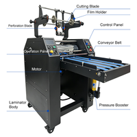 Laminateur hydraulique CG8420, équipé de roulettes mobiles pour un déplacement pratique en atelier, structure solide et faible bruit de fonctionnement.