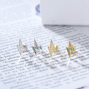 KE0532 Pendientes de Plata 925 con Circonitas Arcoíris en Forma de Rayo, Chapados en Oro, Joyería Colorida y Moderna para <span class=keywords><strong>Chicas</strong></span> - Product Image 2