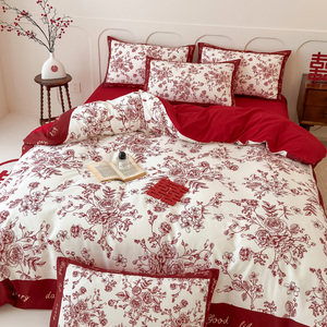 Juego de Ropa de Cama de Algodón Cepillado Rojo para Boda, 4 Piezas, Estilo Chino, Patrón Floral, Transpirable, Agradable para la Piel, Uso en las Cuatro Estaciones - Product Image 1