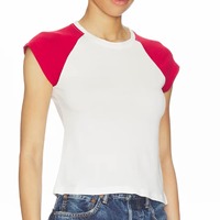T-shirt personnalisé en coton épais de haute qualité pour femme, avec design graphique et manches raglan contrastées, vente en gros