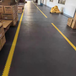 Dalles de sol en PVC robustes, <span class=keywords><strong>tapis</strong></span> de sol en vinyle plastique de qualité industrielle pour garage, atelier, entrepôt, salle de sport, salle d'exposition, <span class=keywords><strong>parquet</strong></span> - Product Image 3