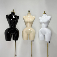 Mannequin femme courbée, buste brésilien, grande taille, hanches larges, BBL, demi-corps, support de torse féminin