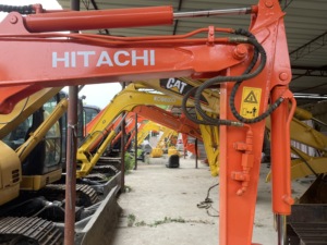 Excavatrice sur chenilles d'occasion HITACHI ZX30U 3 tonnes, pelle hydraulique sur chenilles d'occasion ZX50U ZX70-3 avec composants de boîte de vitesses principaux - Product Image 4