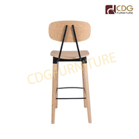 Fournisseur de meubles de bar Dernière conception moderne Comptoir Pub Restaurant Cfae 30 pouces de haut Siège en bois Tabouret en fer Chaise de bar