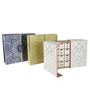 Caja de papel de embalaje de regalo de lujo personalizado para Dubai Fechas Ramadán Chocolate Calendario de Adviento con cajón - Product Image 4