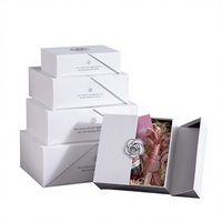 Boîte cadeau magnétique haut de gamme à double porte, boîte d'emballage pour bonbons Camellia, boîte cadeau cosmétique pour présentation