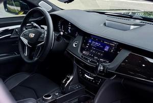 Cadillac CT6 d'<span class=keywords><strong>occasion</strong></span>, modèle 2020, édition Fashion 28T avec turbocompresseur, conduite à gauche, jantes R18 et toit ouvrant - Product Image 4