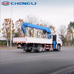 Camion grue SINOTRUK HOWO 4x2 de 3,2 tonnes, grue hydraulique montée sur camion pour le levage et la livraison sur chantier - Product Image 6