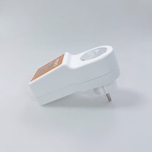 Protector de Voltaje y Corriente Automático Ajustable de 16A, Enchufe Europeo de 220V, IP66, para Protección de Refrigeradores, Compatible con EE. UU. y China - Product Image 2