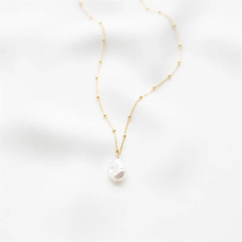 Amazon nuova collana di perle lunghe-ciondolo di perle d'acqua dolce irregolari barocche con catena satellitare