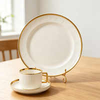 Ensemble de vaisselle de luxe en porcelaine avec logo personnalisé, 32 pièces, couleur blanche, assiettes et plats, compatible micro-ondes