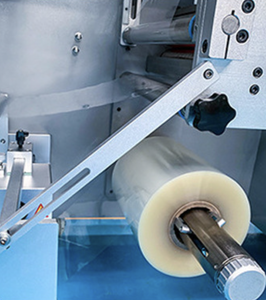 SPK250 Machine automatique de haute précision pour l'emballage, le collage et l'emballage en sachet horizontal de cuillères à miel jetables personnalisées et cuillères en plastique comestibles - Product Image 4