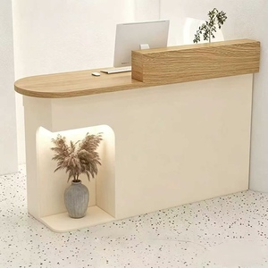 Mostrador de Recepción con Iluminación LED, Moderno y Minimalista, para Salón de Belleza o Tienda de Ropa - Product Image 4