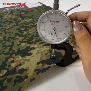 Tissu Cordura en nylon 800D 500D enduit de PU, tissé, ignifuge, résistant pour les sacs et les étuis robustes dans des environnements difficiles - Product Image 2