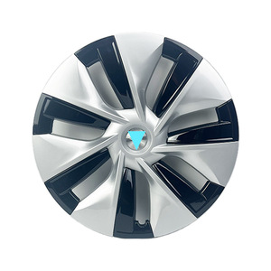 Cache-roue de 19 pouces pour <span class=keywords><strong>Tesla</strong></span> <span class=keywords><strong>Model</strong></span> Y, entièrement enveloppant, avec décorations Cyclone et Darth Vader. - Product Image 1