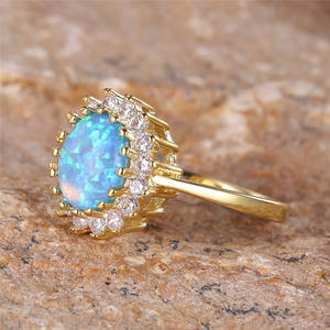 ブルーオーバルファイアーオパールマーキスストーンリング女性用ビンテージゴールドカラー婚約バンドウェディングジュエリーブライダルギフト - Product Image 6