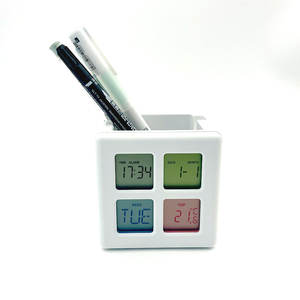 Orologio da Scrivania Elettronico Personalizzato con Calendario Perpetuo, Radio e Supporto Magnetico per Telefono in Resina, Colori Personalizzabili - Product Image 5