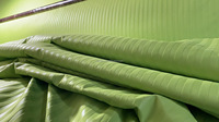 Tissu de haute qualité 100% microfibre microfibre polyester à rayures teintées solides pour lit pour la fabrication de draps de lit