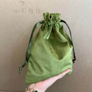 Sac à cordon en velours vert foncé de grande taille pour bijoux, cosmétiques, perruques, huiles essentielles, avec option de logo personnalisé, sac à main unisexe - Product Image 5