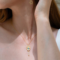 Collier Gemnel en Turquoise et Oeil Turc Blanc CZ, Plaqué Or 14K, Pendentif Soleil S925 à Griffes, Chaîne Câble, Bijoux