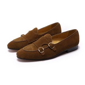 Chaussures habillées en cuir de style brogue avec détails perforés et semelle intérieure amortissante pour hommes, idéales pour les rendez-vous professionnels - Product Image 2