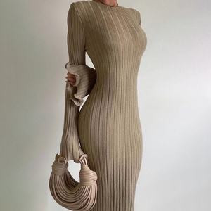 Robe décontractée en tricot de haute qualité, couleur unie, sexy, respirante et confortable, dos nu - Product Image 6