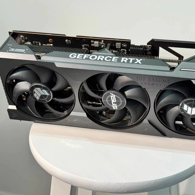 Renovate PC Desktop Computer Gaming Used  GPU Cards Cheap RTX4060 4070 Super 4080 4090 GDDR6 Video Memory PCI Express HD