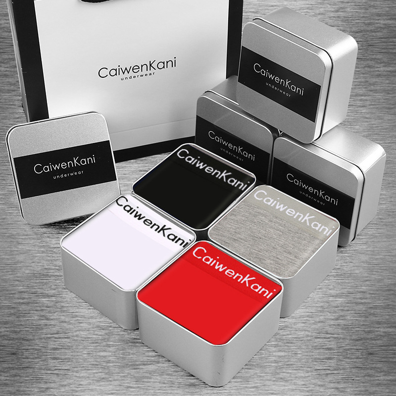 Nero + grigio + bianco + rosso