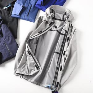 남성용 사용자 정의 20000mm 야외 방풍 낚시 하이킹 윈드 브레이커 스포츠 비 방수 재킷 - Product Image 1