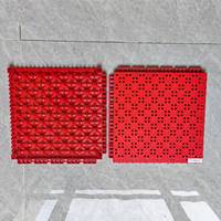 Dalles de sol sportives en PP emboîtables antidérapantes pour terrasses surplombées et systèmes de drainage extérieur