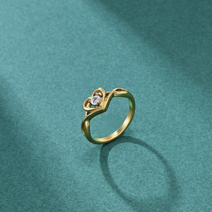 Nouveau Ins Style femmes en forme de coeur Clip-incrusté bague de coulée personnalité simulée bague en diamant frais Niche Design Couple anneaux - Product Image 6