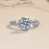 Bague de fiançailles florale romantique à quatre griffes en argent sterling 925 avec moissanite 1 carat couleur D VVS1 certifiée GRA pour femme