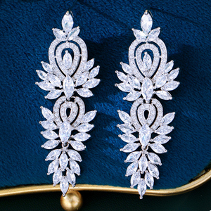 Nouvel arrivage de boucles d'oreilles de luxe Vintage en zircon cubique pour <span class=keywords><strong>femme</strong></span> - Product Image 1