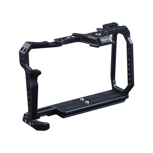เคสกล้อง Poyinco BMPCC6KPRO ทำจากอลูมิเนียมอัลลอยแบบพกพา ครอบคลุมทุกด้าน สำหรับ Blackmagic - Product Image 1
