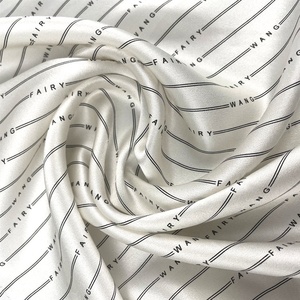 Tùy Chỉnh Kỹ Thuật Số In 19Mm Lụa <span class=keywords><strong>Satin</strong></span> Vải Charmeuse <span class=keywords><strong>Satin</strong></span> 100% Tinh Khiết Lụa Dâu In Vải Lụa - Product Image 4