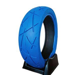 ยางมอเตอร์ไซค์สำหรับการเดินทางในเมือง รุ่น T236 ขนาด 130/60-13 สีสั่งทำจากโรงงาน ออกแบบมาเพื่อการขับขี่ที่นุ่มนวลและทนทาน เหมาะสำหรับถนนในกรุงโรม - Product Image 4