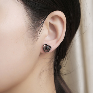 Heart Shaped Titanium Steel <b>Stud</b> <b>Earrings</b> With Black Zircon Bezel Setting <b>For</b> <b>Men</b> And Women CF148 - Product Image 4