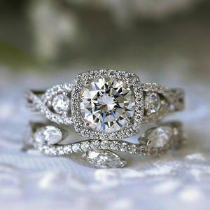 Anello di Fidanzamento in Oro Bianco con Diamante Taglio Cushion, Diamante Naturale, Gioielli da Donna, Colore D - Product Image 2