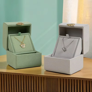 New Style Luxury Jewelry <b>Box</b> Custom Microfiber <b>Heart</b>-<b>shaped</b> Metal Plate Label Jewelry Ring <b>Box</b> Jewelry Packaging <b>Box</b> With logo - Product Image 1