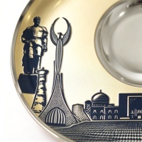 Plaque de récompense sportive en métal avec logo personnalisé, support en bois, design vue sur la ville gravé, impression UV, souvenir commémoratif