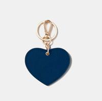 Porte-clés en cuir 100% authentique en forme de cœur, impression typographique personnalisée du logo et de la couleur, cadeau d'anniversaire