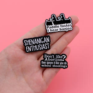 Sming Pins <span class=keywords><strong>Shenanigan</strong></span> Liefhebber Email Pin Paddle Sneller Ik Hoor Banjos Revers Badge Legering Tekst Custom Broche Kleding Rugzak - Product Image 2