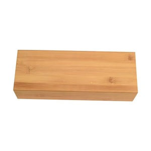 Caja de Regalo para el Festival del Bote del Dragón 2025 - Caja de Madera de Bambú Simple con Tapa Superior e Inferior, Dividida en Secciones para Bambú y Arroz - Product Image 1