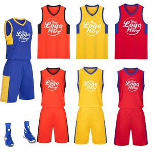 Ensemble de survêtement de basketball personnalisé respirant et à séchage rapide, grande taille, avec logo imprimé par transfert thermique pour le sport - Product Image 5