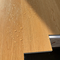 Wasserdichter Schalldichter Luxus-Vinylplanken SPC-Bodenbelag Klicksystem Schwimmend Verlegbar Verschleißfest Für Innenräume Schule Supermarkt Schlafzimmer