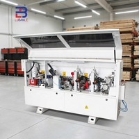 Machine de chantournage automatique pour le traitement des panneaux, ligne de travail du bois