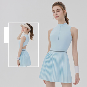 Gaun Tenis Stylish Terlaris dengan Belahan Belakang, Rok Lipit Pelangsing, Warna Kontras, Cocok untuk Pickleball dan Padel - Product Image 5